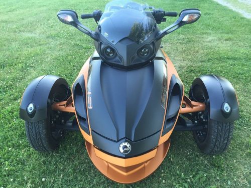 2011 Can-Am SPYDER RS-S