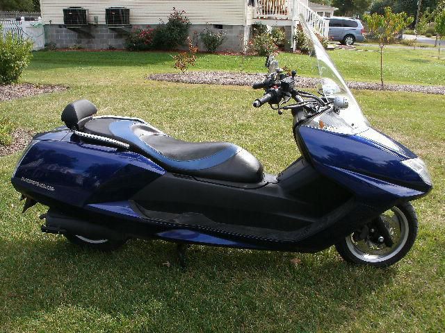 2006 Morphous scooter 250cc, super condition, 1 owner