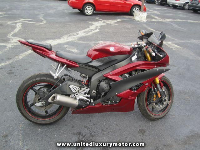 Used 2007 Yamaha YZF-R6 for sale.