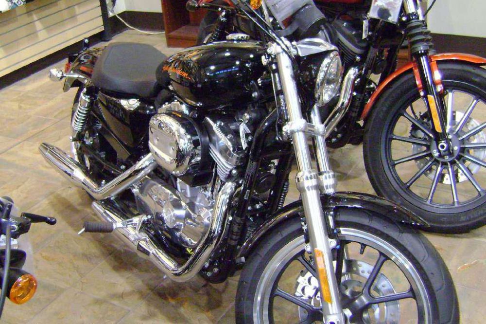 2013 Harley-Davidson XL883L Sportster 883 SuperLow Cruiser 