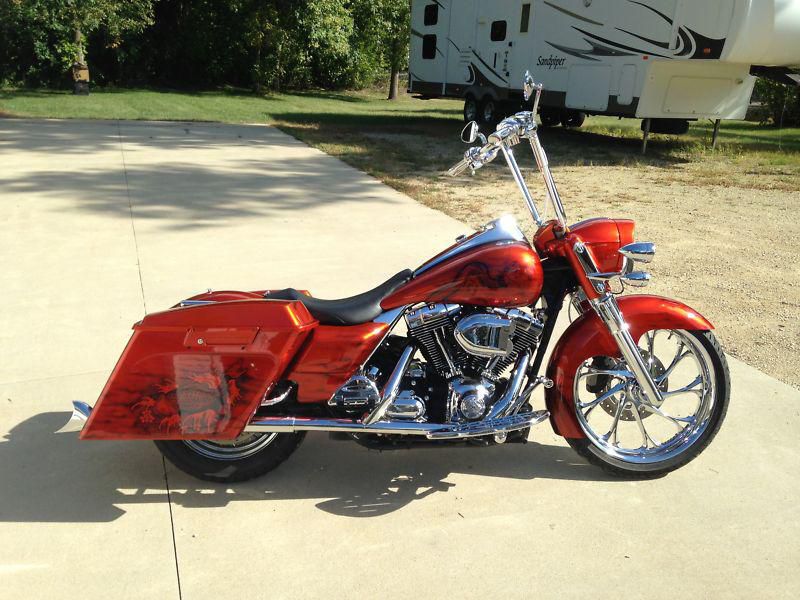 2008 Road King Classic, Show Bike, 10,300 miles, Candy Orange, 1 owner