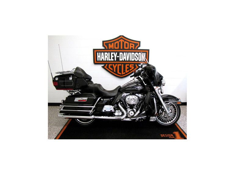 2012 Harley-Davidson Ultra Classic Electra Glide - FLHTCU 