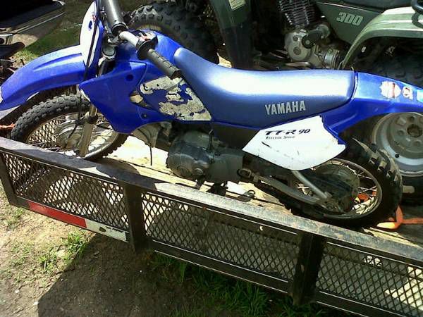 2005 Yamaha TT-R 90 motorcycle. Runs great!