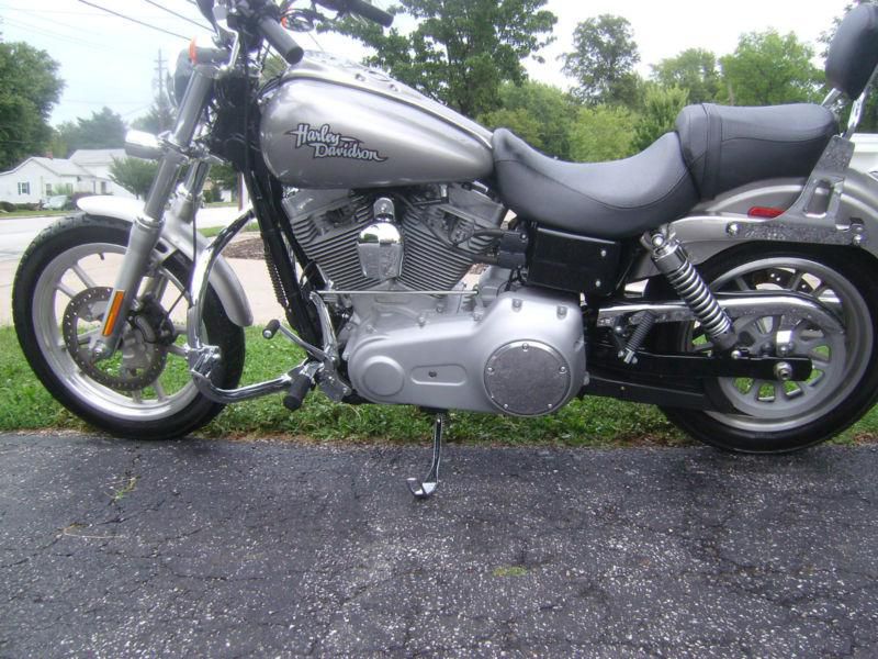 MINT SUPERGLIDE ,EXTRAS,LOW MILES,PRICED TO GO
