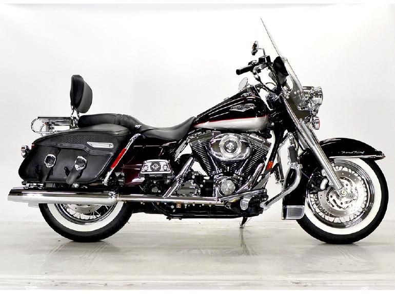 2007 Harley-Davidson Road King Classic FLHRC Touring 