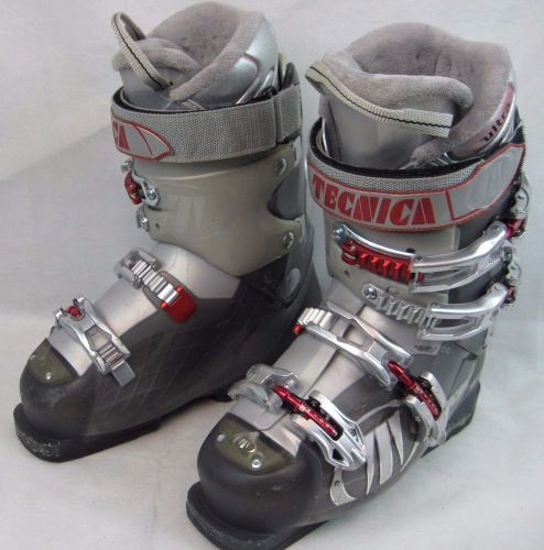 Tecnica vento 6 ski boots size 24-24.5 women&#039;s size 7-7.5