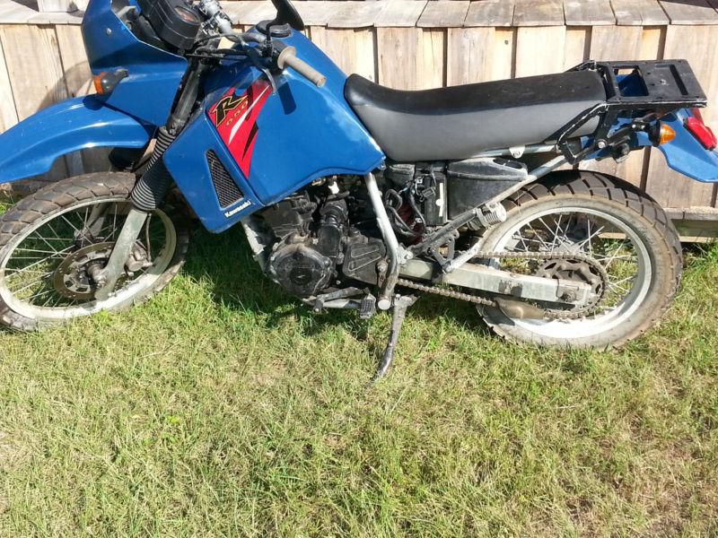 Kawasaki, Enduro 650 new tire's, spare tire's to go with. Included also a helmen