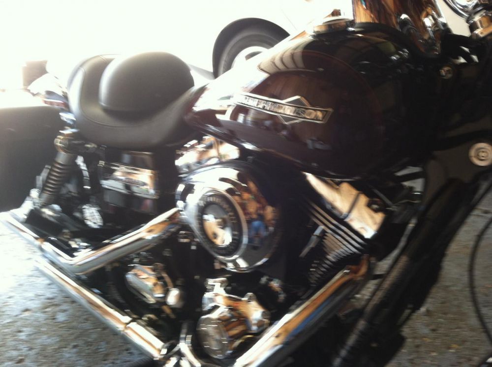 2011 Harley-Davidson Super Glide DYNA CUSTOM Cruiser 