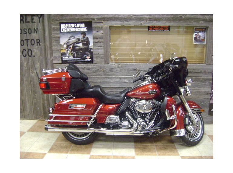 2009 Harley-Davidson FLHTCU ULTRA CLASSIC 