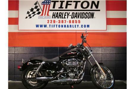 2009 Harley-Davidson XL1200C Cruiser 