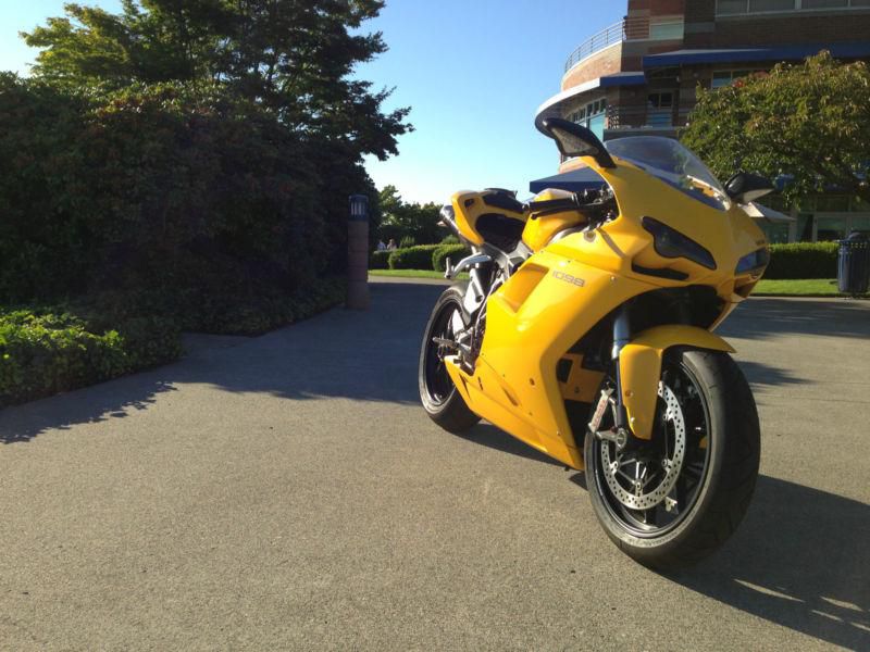 2008 Ducati 1098 - Mint condition with over $6k in options! Only 2795 Miles!