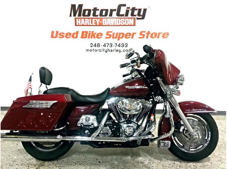 2012 Harley-Davidson FLHTCU - Electra Glide Ultra Classic 