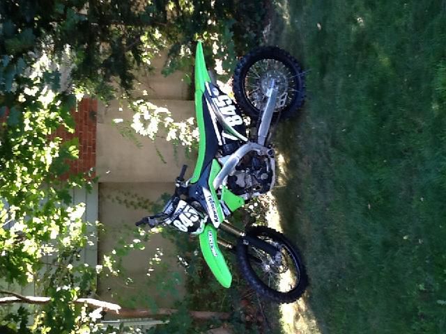 2011 KAWASAKI KX250F 2011 kx250f Fuel injection Excellent condition Very low