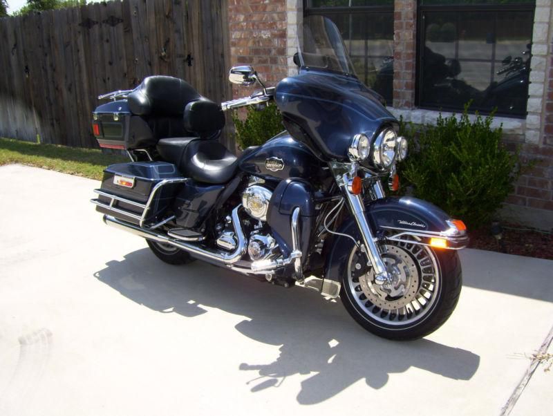 2009 Harley Davidson Ultra Classic FLHTCU, 1-Owner, Must See, Perfect, Lowered!