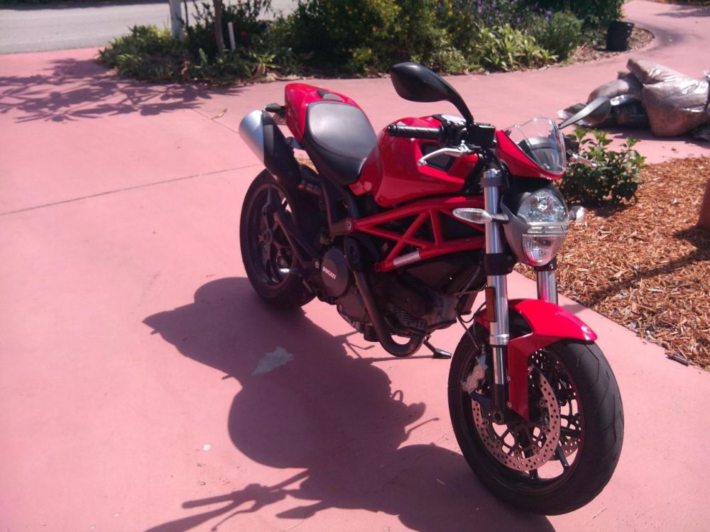 2011 Ducati Monster 796 Sportbike 