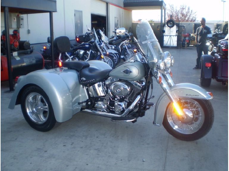 2011 Harley-Davidson FLSTC - Softail Heritage Trike 