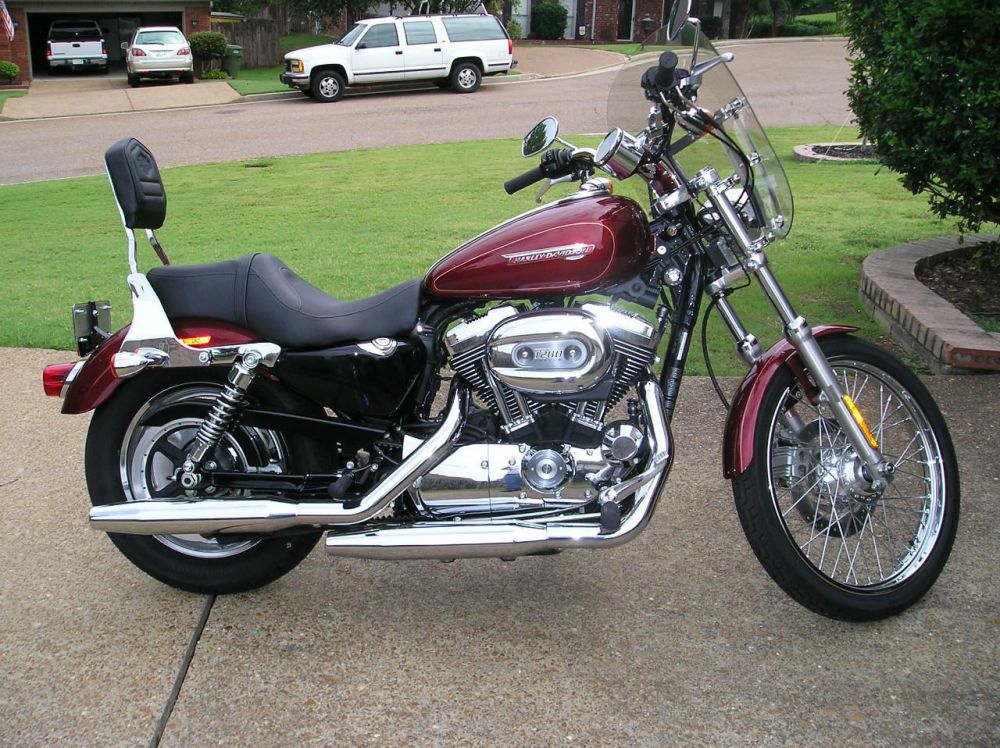 2009 Harley-Davidson Sportster 1200 CUSTOM Cruiser 