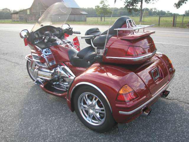 2001 Gold Wing Trike 