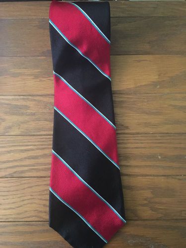 TY-BUTTON by VINCENT PILEGGI Black And Red Diagonal Striped Tie