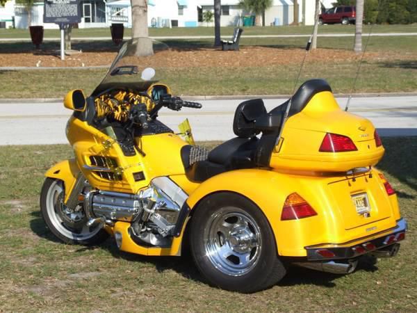 Honda Goldwing Trike Sunshine Yellow Motorcycle Handicap Equipped 3 Wheel Bike