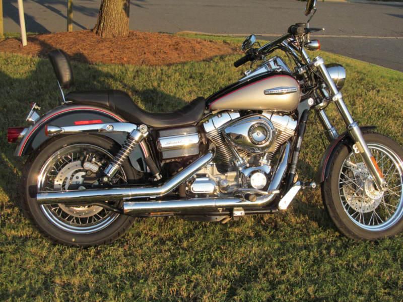 2009 Harley Davidson Dyna Super Glide Custom