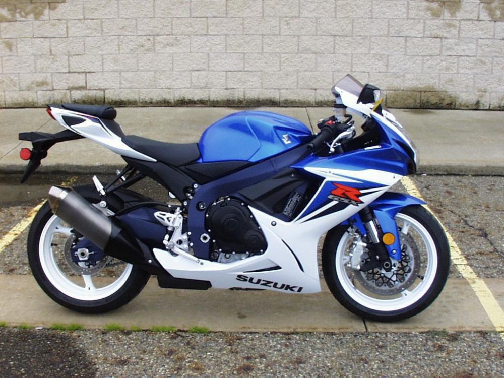 2011 suzuki gsx-r600  sportbike 