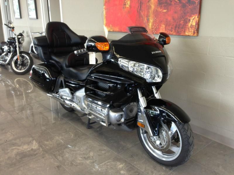 2006 honda gl1800 goldwing low miles reduced for this listing! wholesale