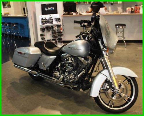 2014 Harley-Davidson FLHX - STREET GLIDE