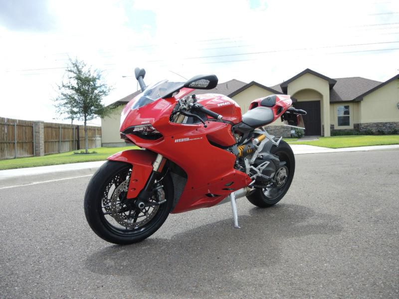 2012 Ducati Panigale 1199 36XX miles