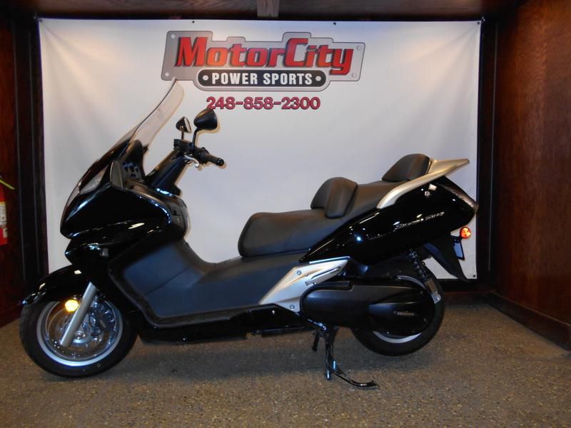 2011 Honda Silver Wing ABS Moped 