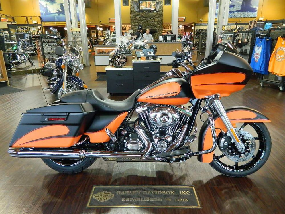 2013 Harley-Davidson Road Glide Custom FLTRX Touring 