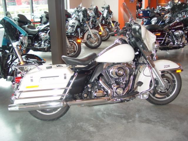 2010 Harley-Davidson FLHTP Standard 