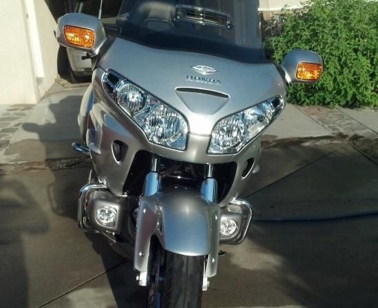2005 GOLDWING MOTORCYCLE 30th ANNIVERSARY EDITION VERY CLEAN