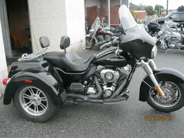 Great Deal!!* 2011 Harley-Davidson FLHXXX ST. Glide Trike!!