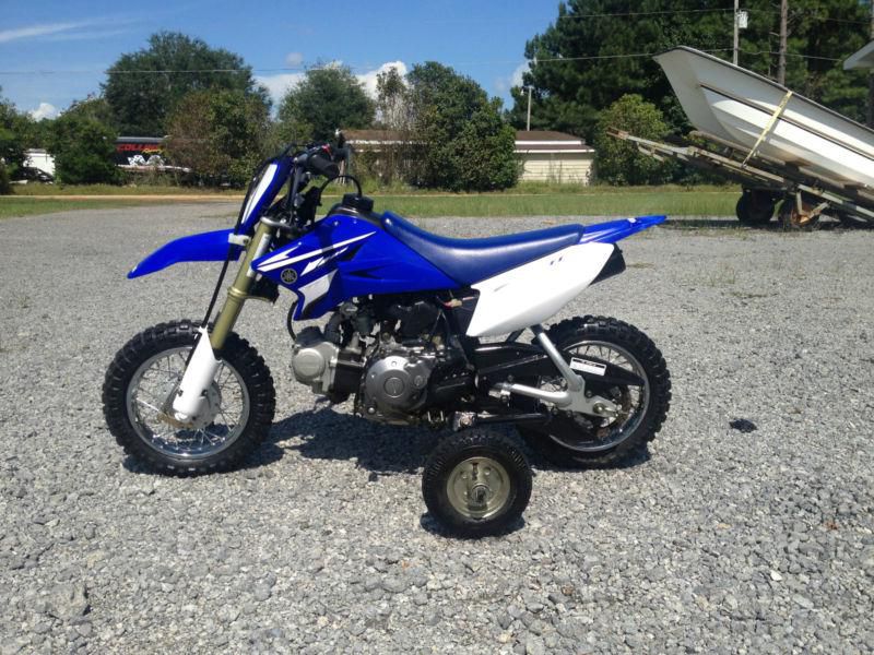 2008 Yamaha TT-R 50cc kids motorcycle/dirtbike Very low hours and super clean!!!
