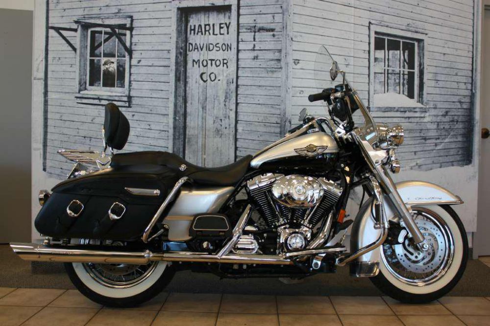 2003 Harley-Davidson FLHRCI Road King Classic Touring 