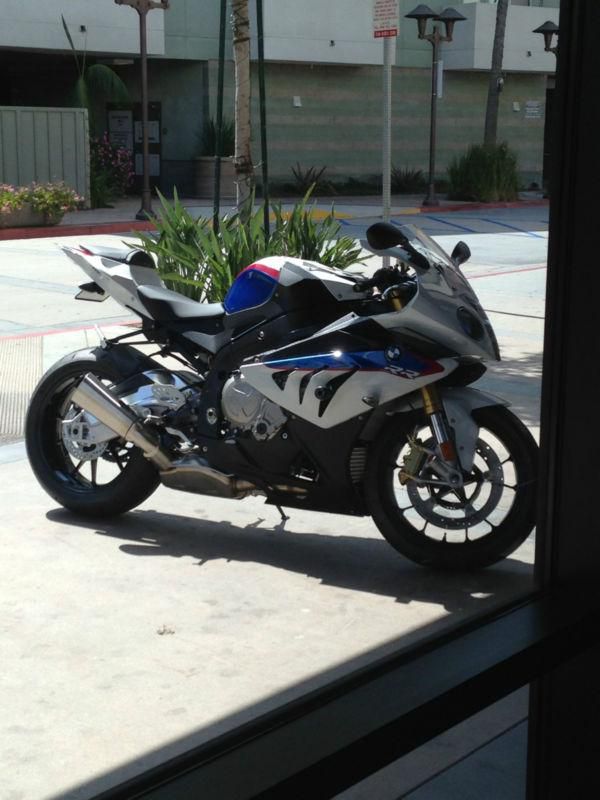 2013 BMW S 1000 RR +UPGRADES (900 Miles ONLY)