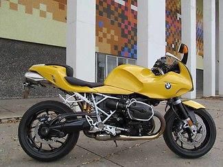 2007 yellow bmw r1200s ohlins suspension!