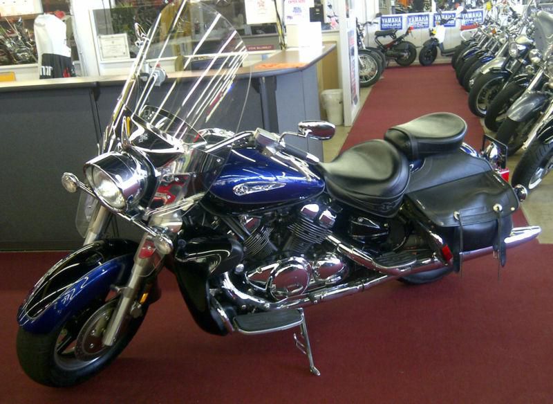 2008 Yamaha Royal Star Tour Deluxe Motorcycle with Windshield and Touring Bags