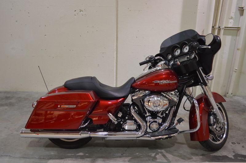 2013 Harley Davidson FLHX Street Glide, ABS/Sec, Cruise, Fully Serviced, Exhaust