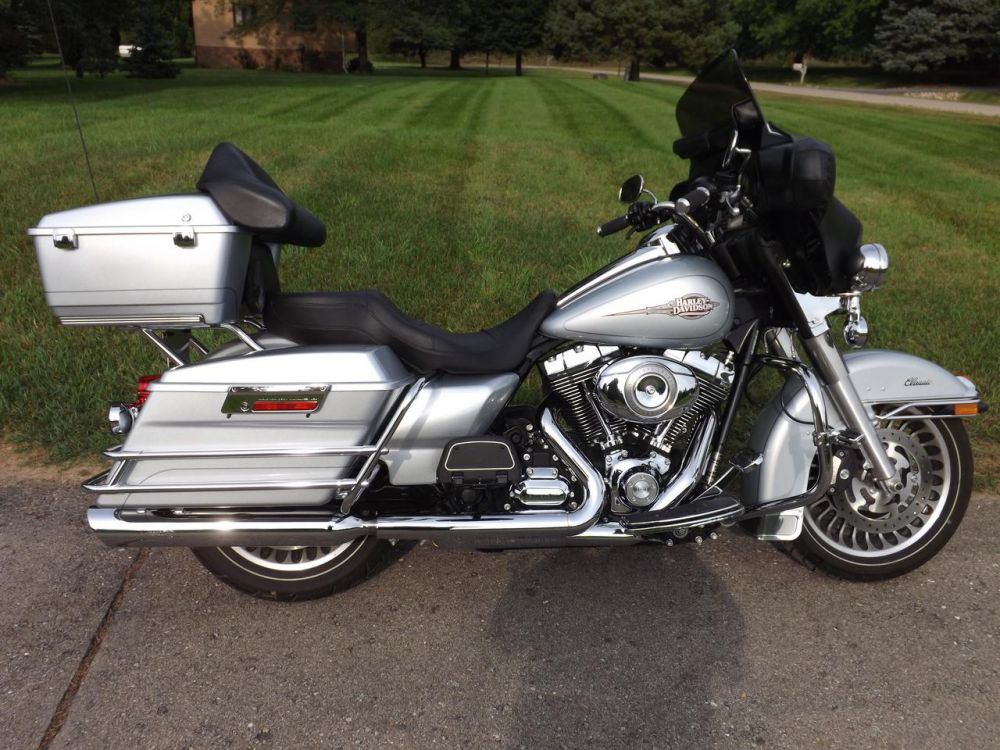 2011 Harley-Davidson Electra Glide CLASSIC Touring 
