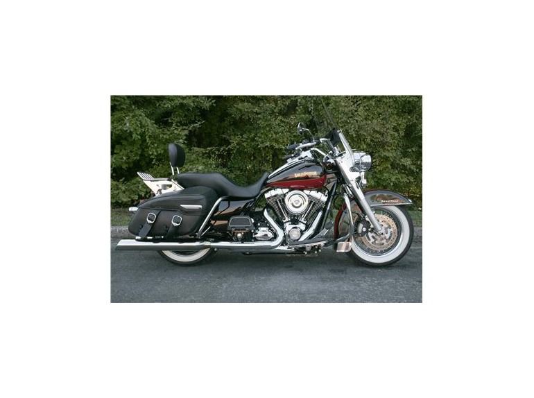 2010 Harley-Davidson FLHRC - ROAD KING - 