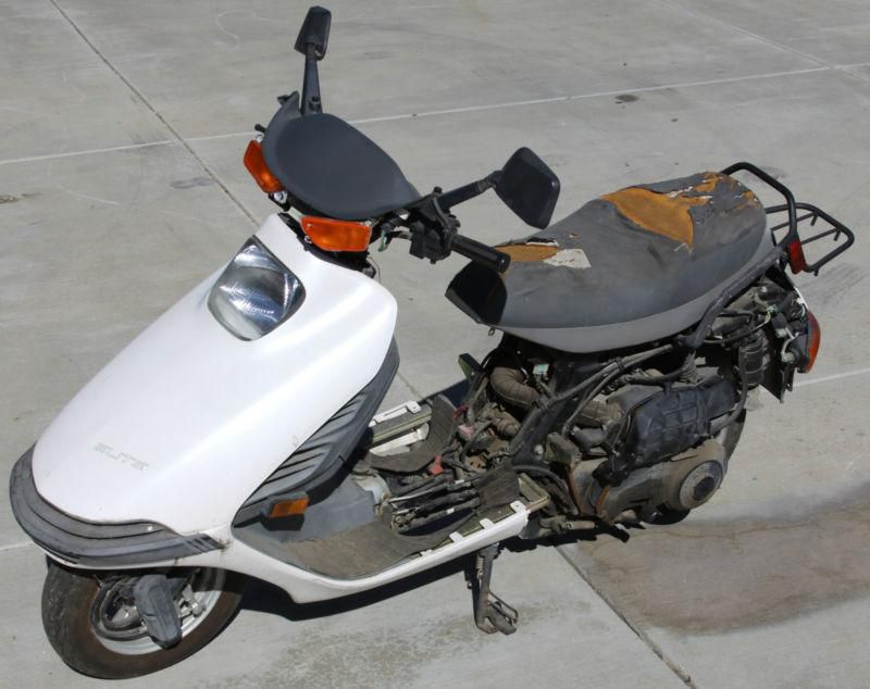 HONDA 150 ELITE SCOOTER 1987 LIMITED SPACEY EDITION 329 O.G. MILES ONE OWNER