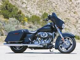 2009 Harley-Davidson Street Glide FLHX BOOK VALUE IS $16,190