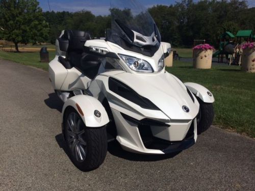 2014 Can-Am Touring