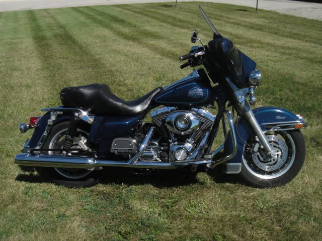 2000 Harley Davidson FLHTCI Classic Low reserve