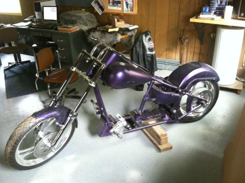 2005 custom russler w/sturgis rims roller chassis takes a 92 / 99 EVO engine