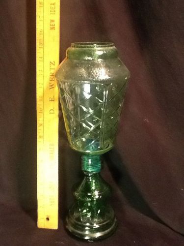 ANTIQUE 15 1/2 &#034; GLASS CASA VENTO CANDLE LAMP WITH GLASS GLOBE