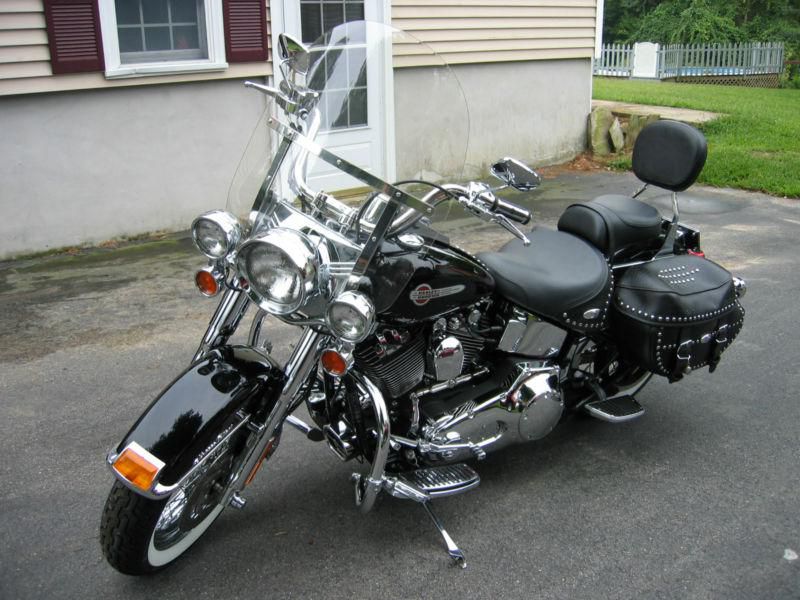 2002 Harley Davidson Heritage Softail Classic Motorcycle