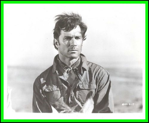 George maharis in &#034;desperados&#034; original vintage portrait 1969 - western
